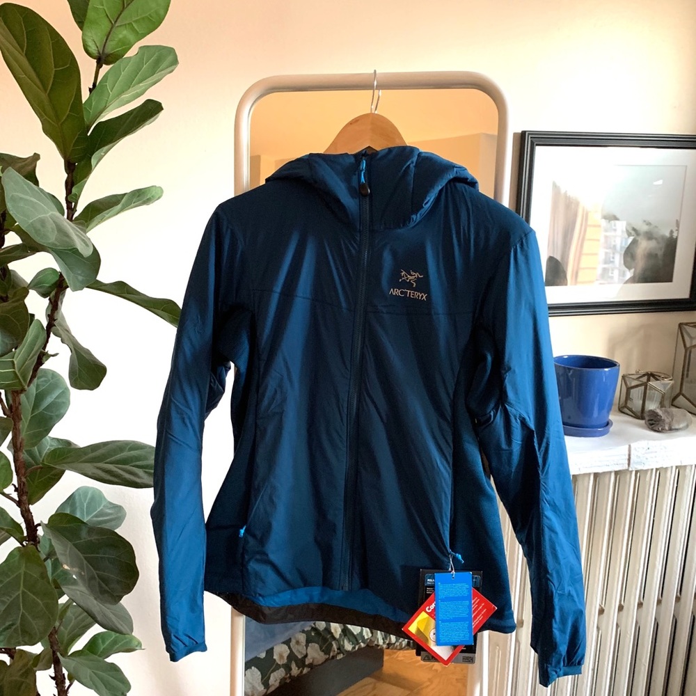 Arc’teryx Atom LT Hoody Women’s (Poseidon) NWT